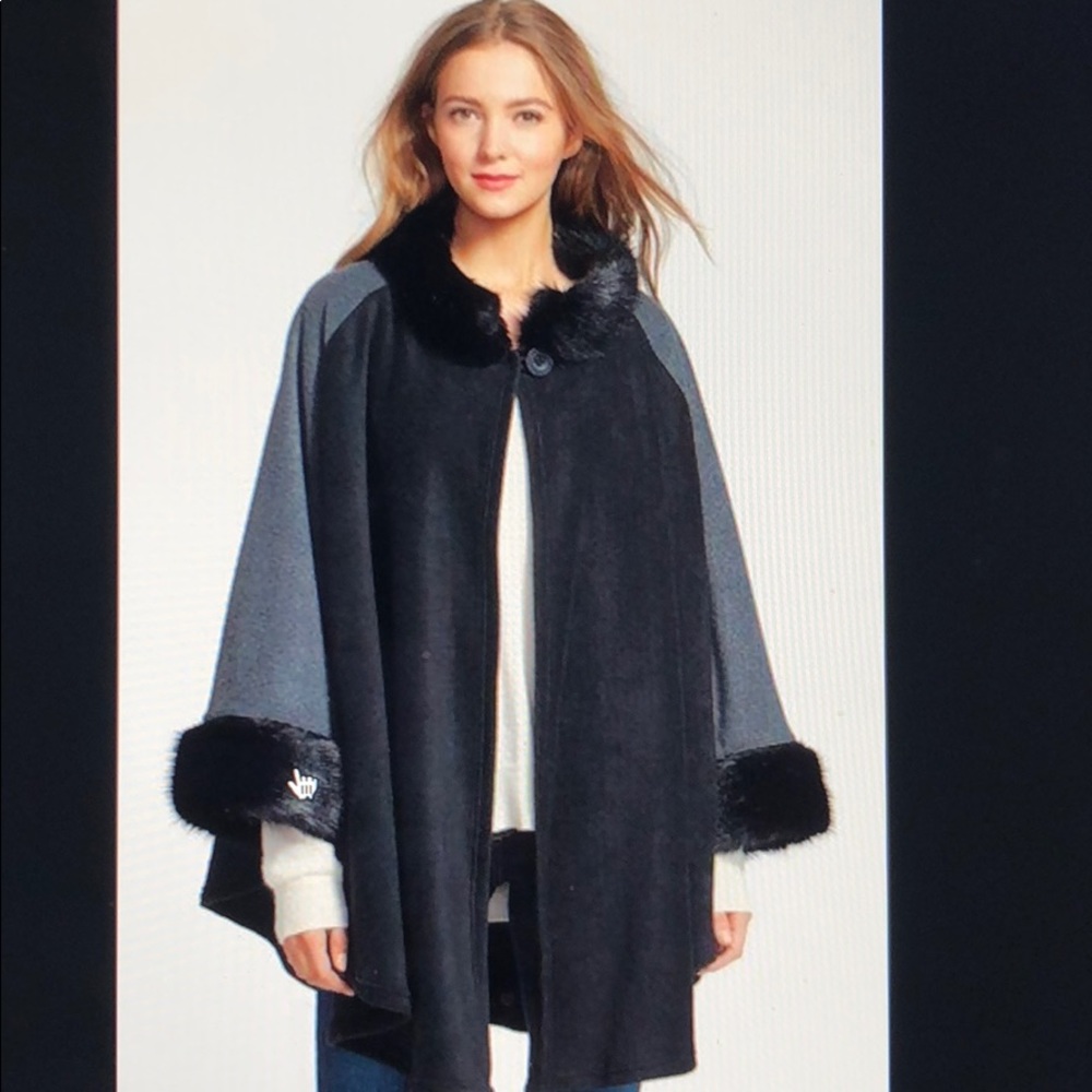 Brand new Parkhurst Karina faux fur trim cape.